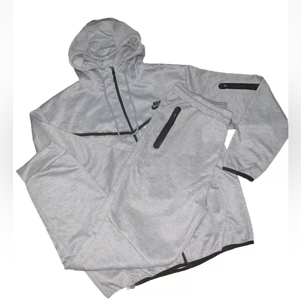 NWT Nike Men’s Knit Full Zip Hoodie/Jogger Pant Set - 2XL/3XL
